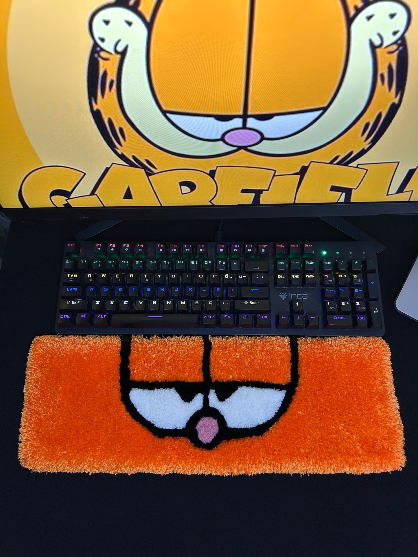 Garfield Klavye Halısı