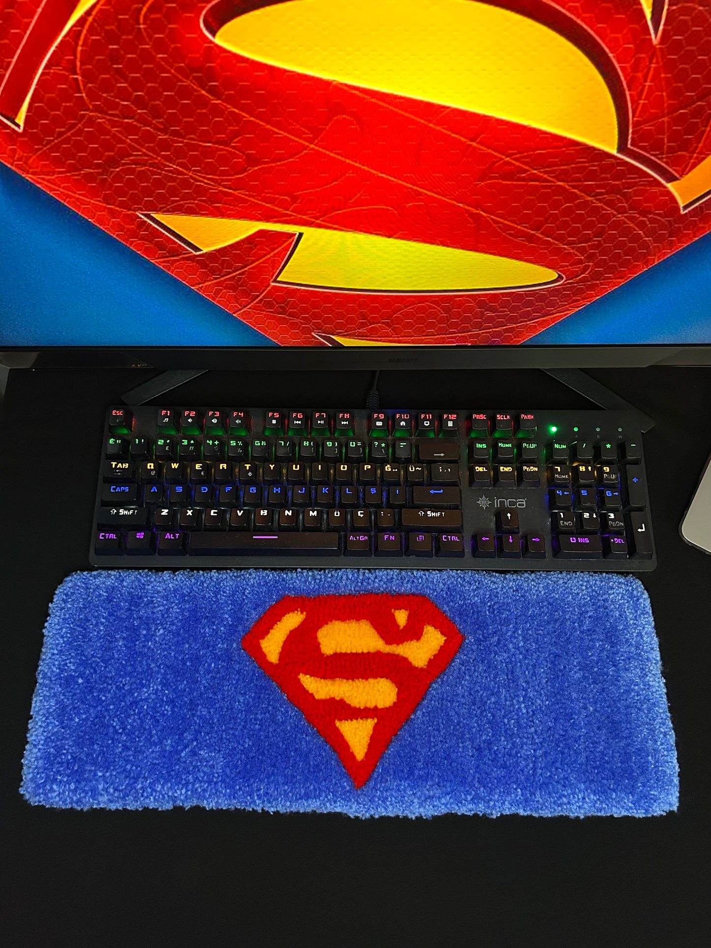 Superman Klavye Halısı